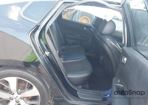 2019 Kia Optima S z USA, uszkodzony, nr VIN 5XXGT4L3XKG293930